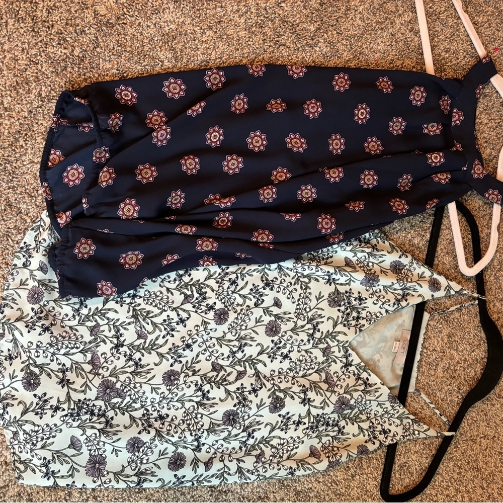 Two (2) Floral Loft Sleeveless Chiffon Blouses - Picture 9 of 10